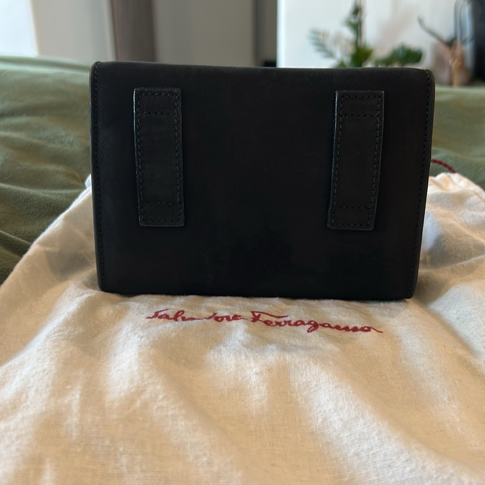 Salvatore Ferragamo Belt bag with Chain Strap ๐ค๐EUC๐ค๐ - Picture 3 of 9